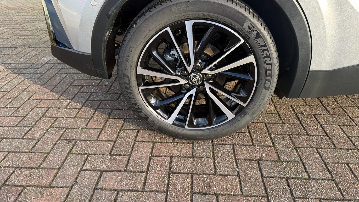 Used Toyota C-HR 2025 for sale - 77168470: Photo 33