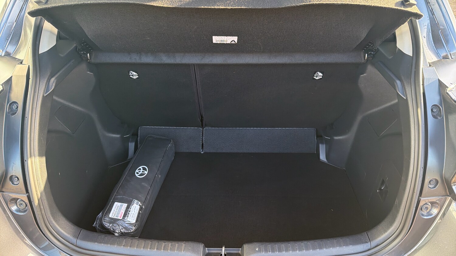 Used Toyota Yaris 2024 for sale - 76763095: Photo 14