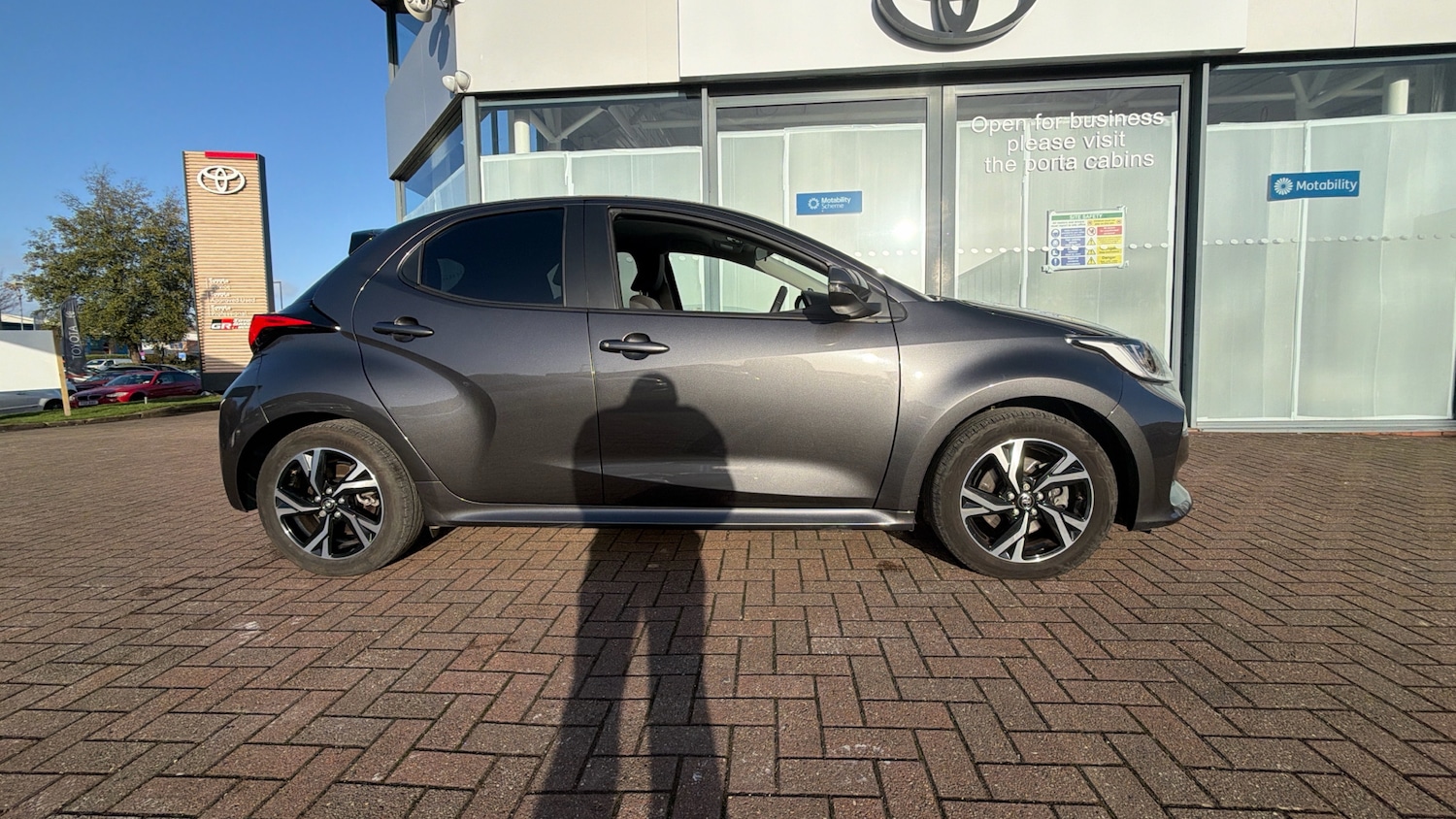 Used Toyota Yaris 2024 for sale - 76763095: Photo 16