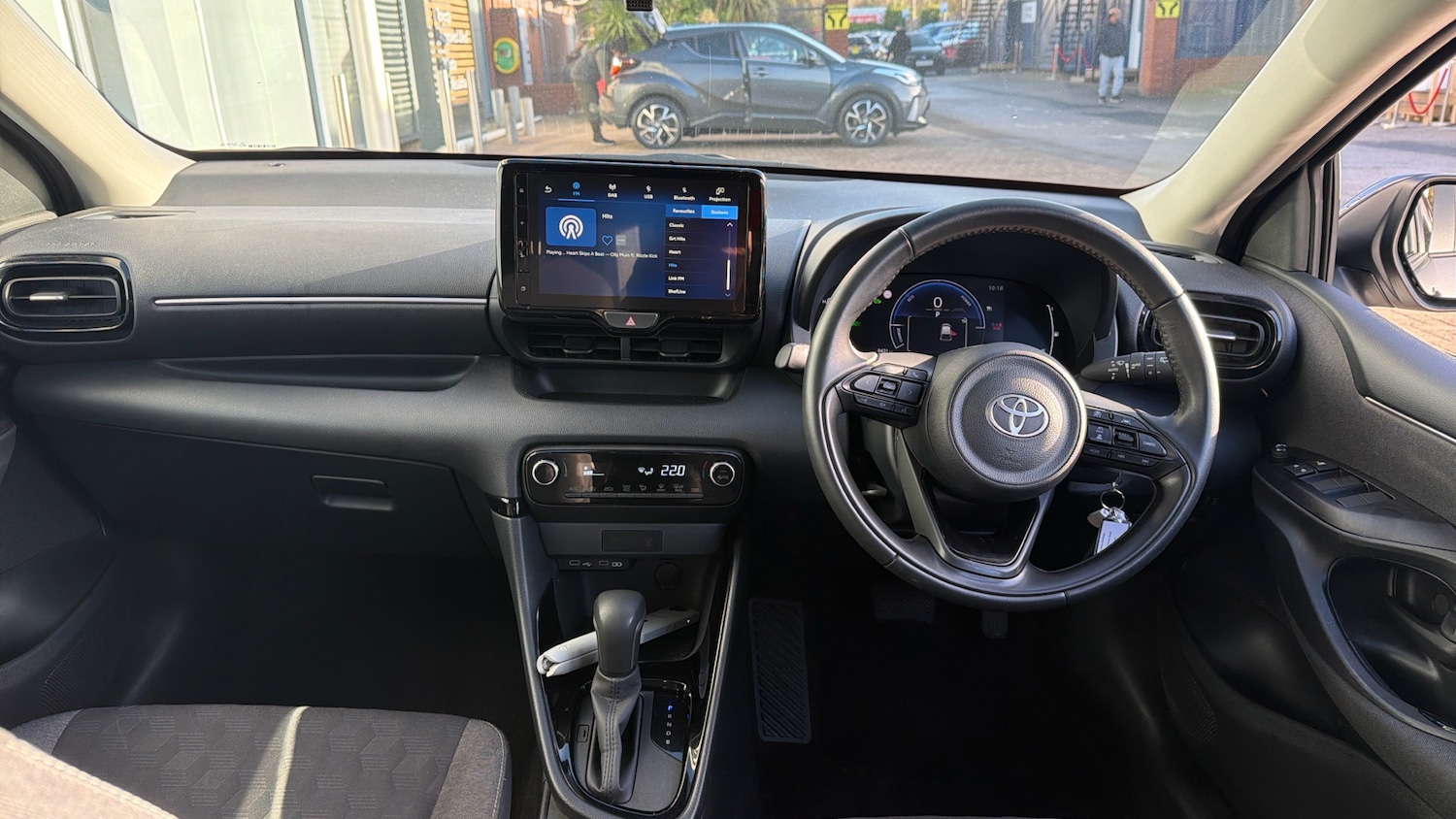 Used Toyota Yaris 2024 for sale - 76763095: Photo 5