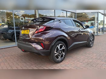 Used Toyota C-HR 2023 for sale - 79491842: Photo