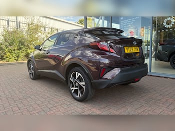 Used Toyota C-HR 2023 for sale - 79491842: Photo