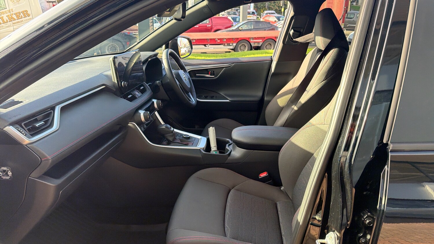 Used Toyota RAV4 2024 for sale - 77462337: Photo 10