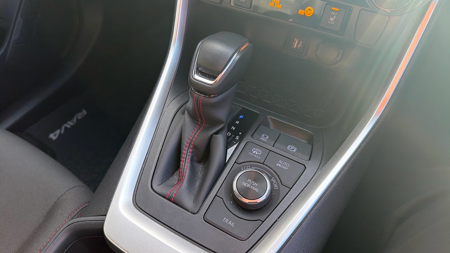 Used Toyota RAV4 2024 for sale - 77462337: Photo 31