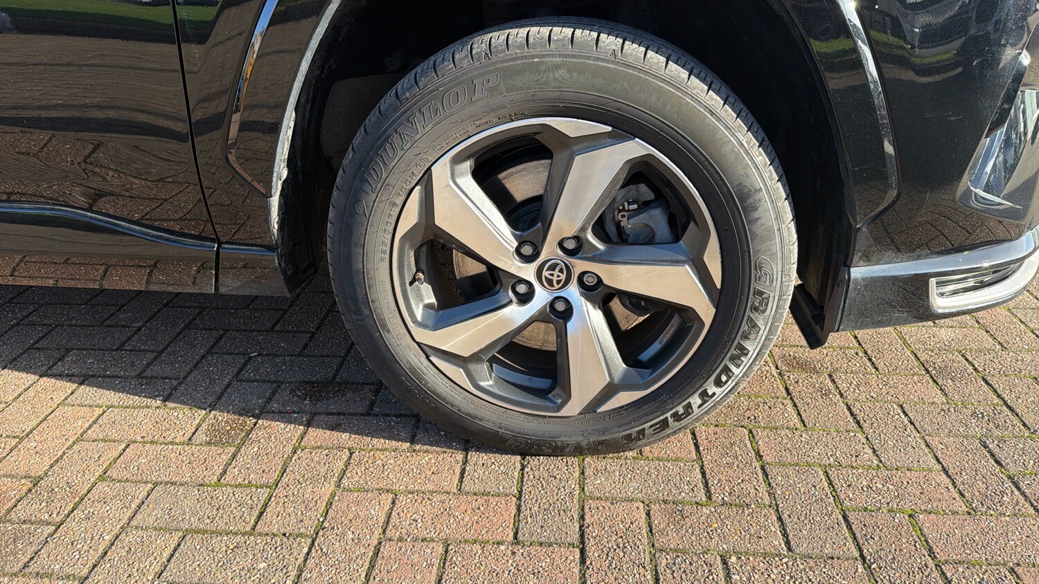 Used Toyota RAV4 2024 for sale - 77462337: Photo 32