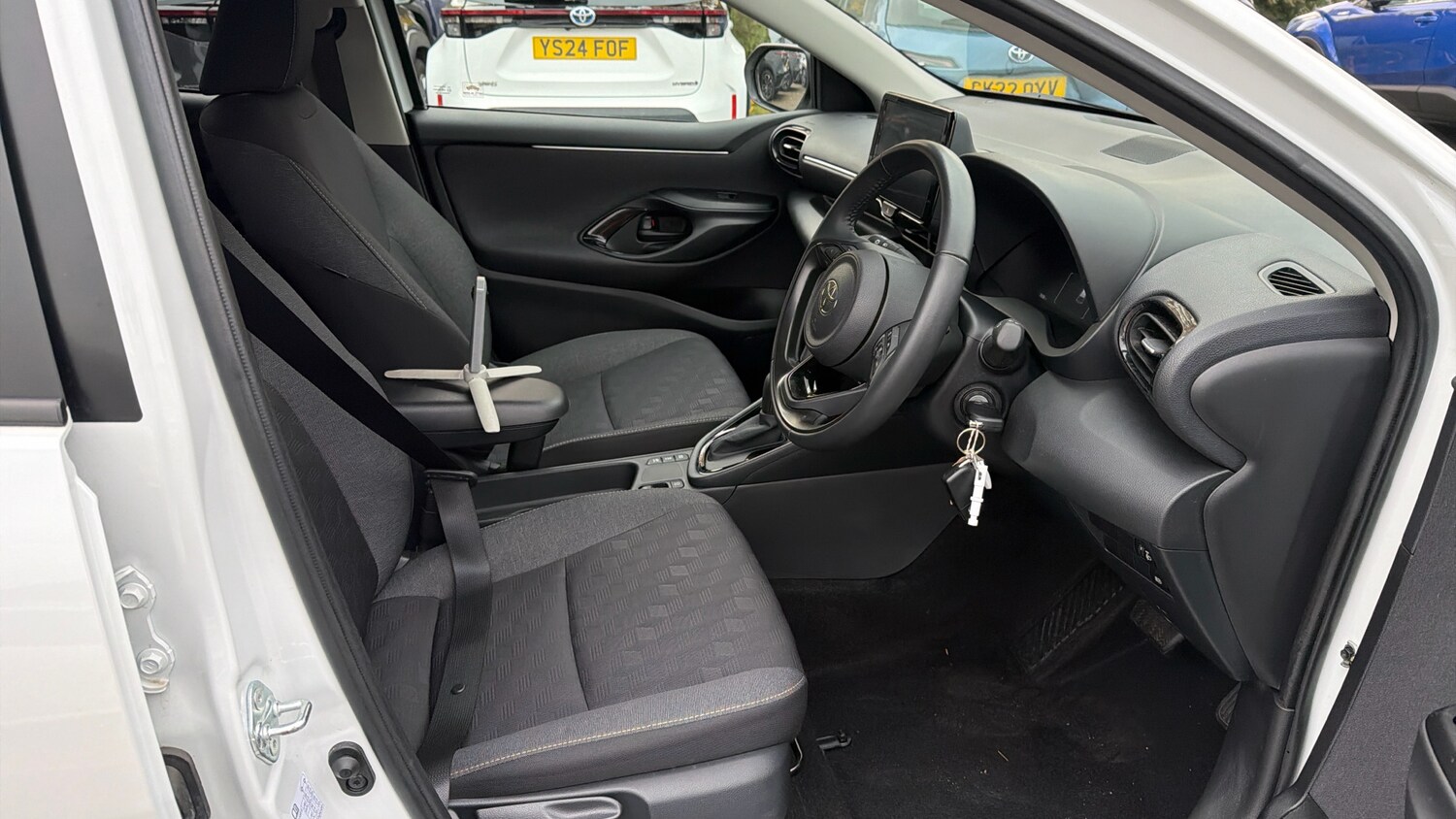 Used Toyota Yaris 2024 for sale - 78222736: Photo 11