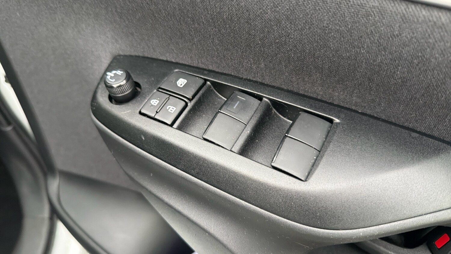 Used Toyota Yaris 2024 for sale - 78222736: Photo 26