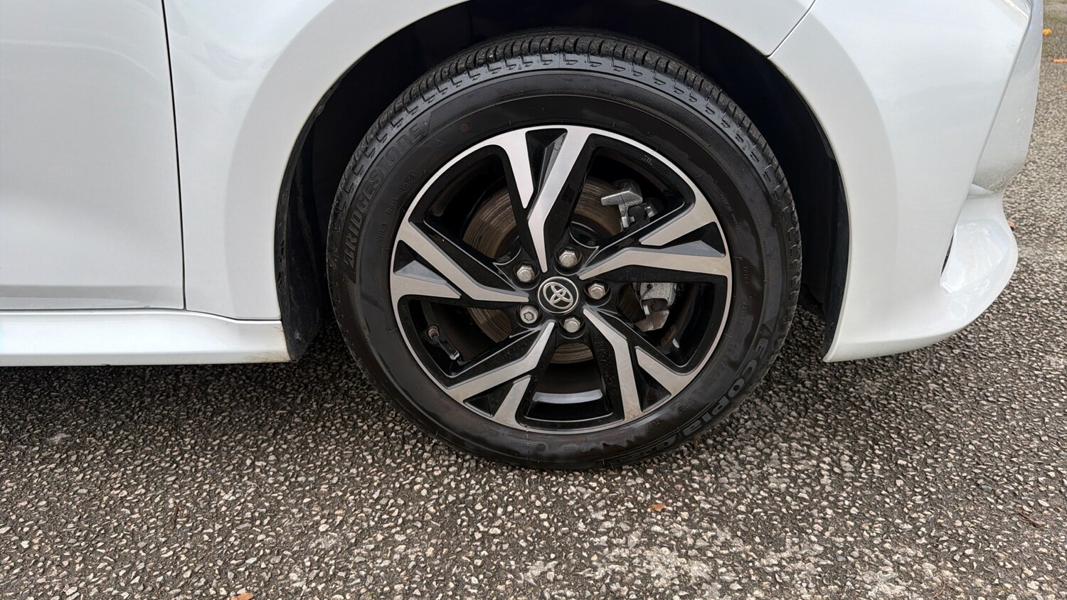 Used Toyota Yaris 2024 for sale - 78222736: Photo 30