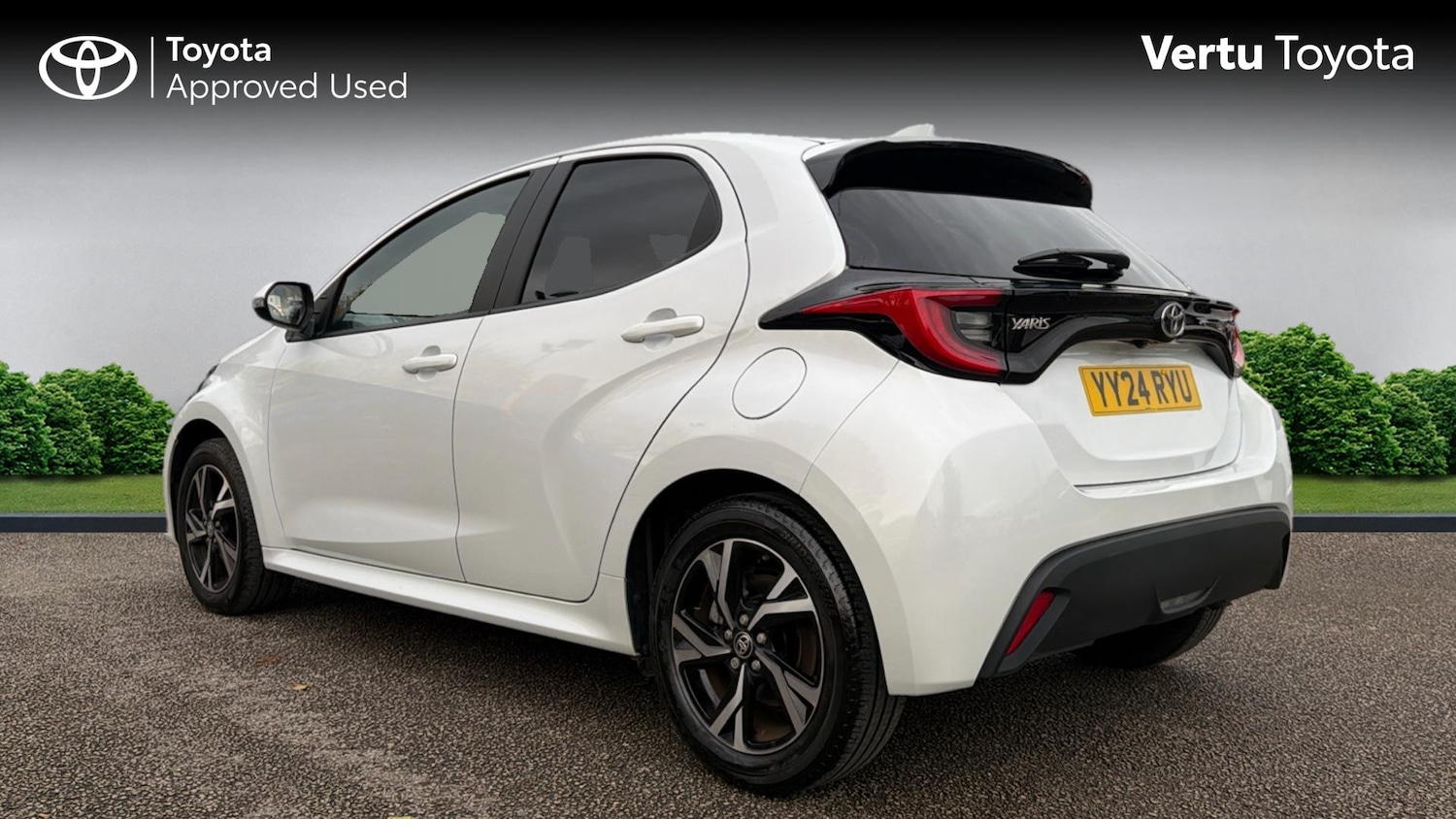 Used Toyota Yaris 2024 for sale - 78222736: Photo 4