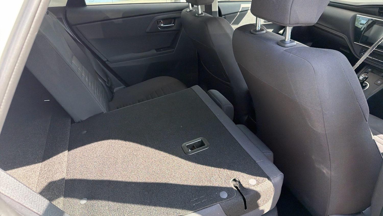 Used Toyota Auris 2018 for sale - 78185875: Photo 18