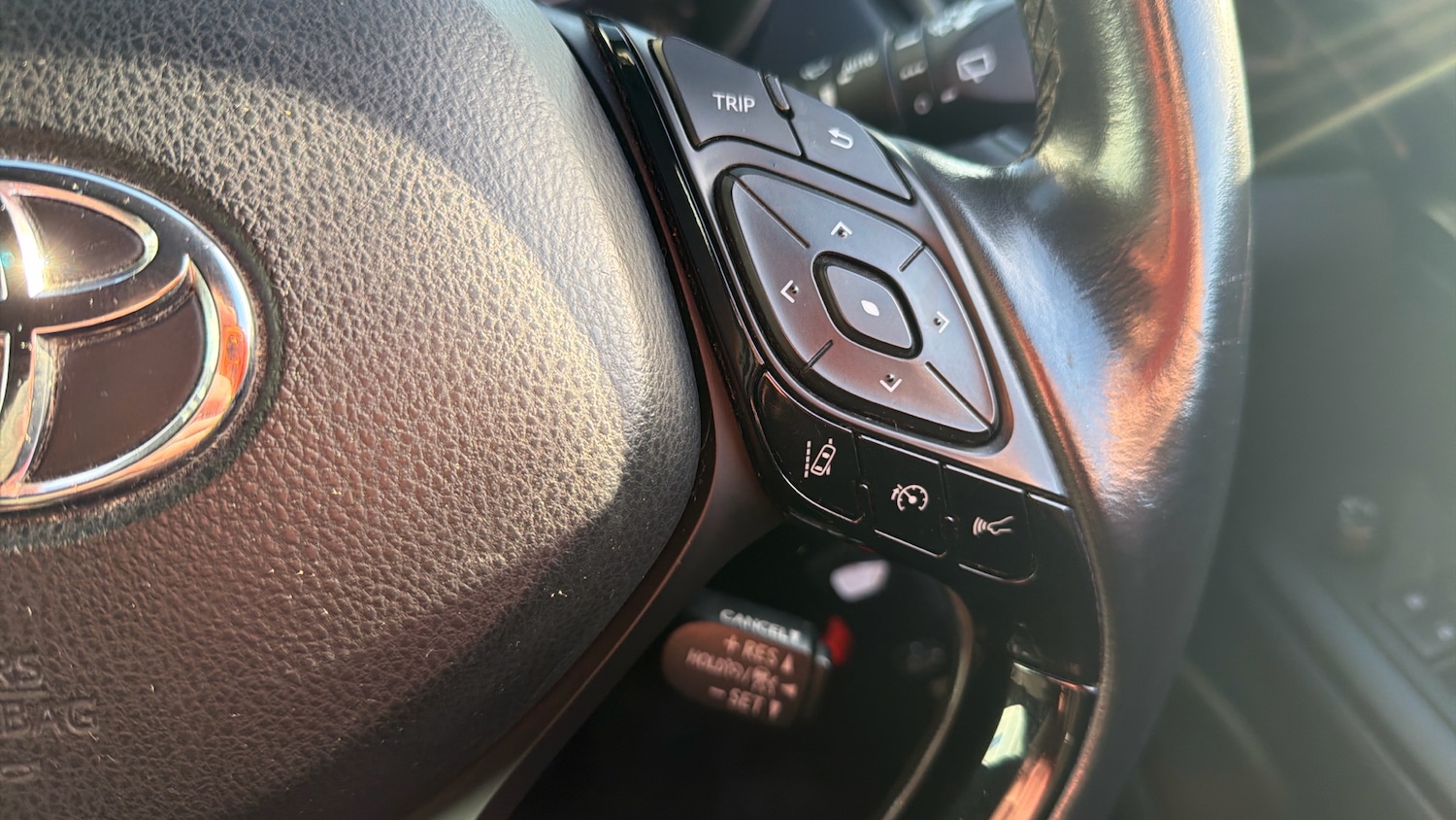 Used Toyota C-HR 2017 for sale - 76817374: Photo 28