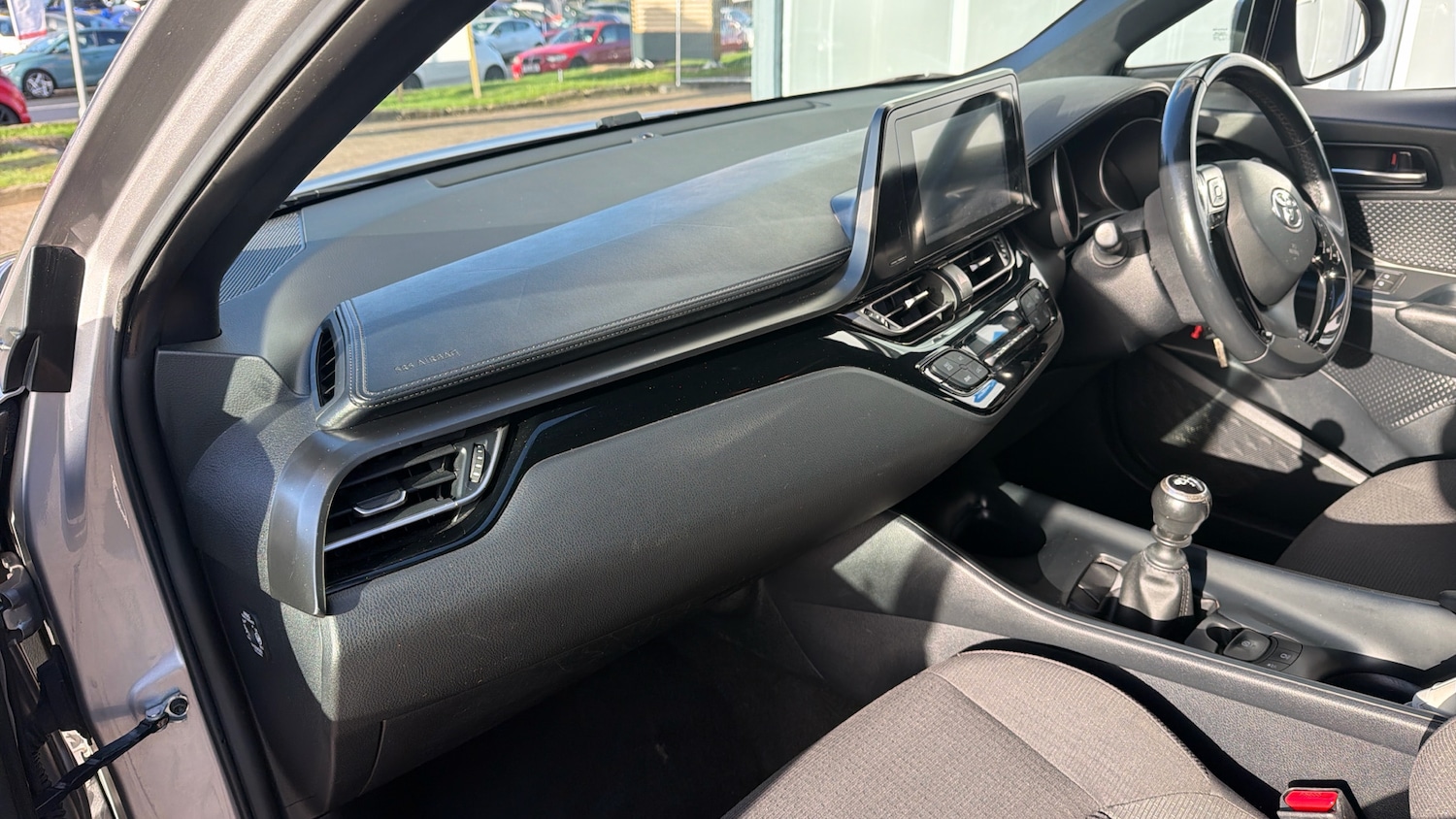 Used Toyota C-HR 2017 for sale - 76817374: Photo 35