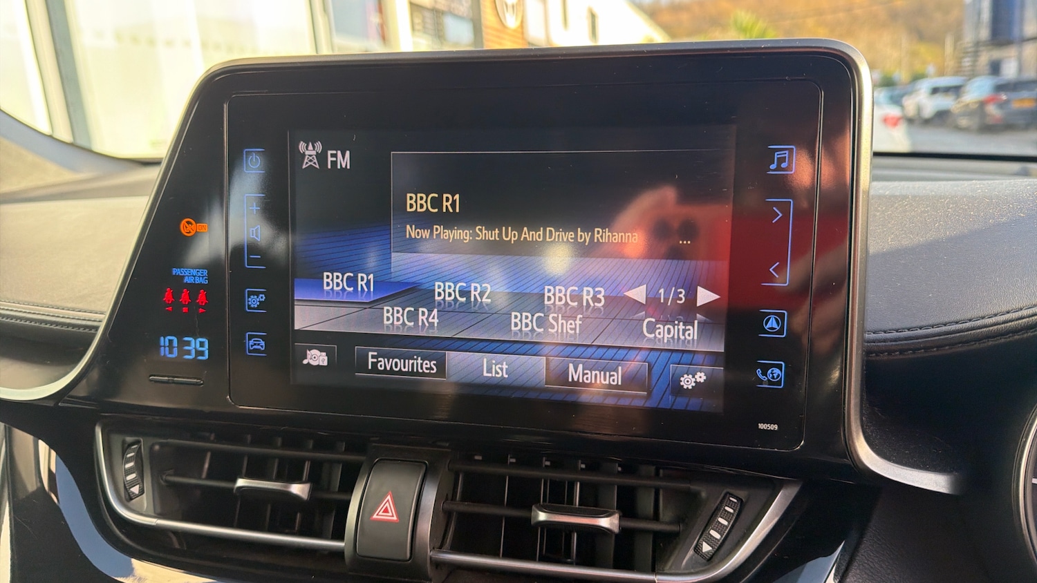 Used Toyota C-HR 2017 for sale - 76817374: Photo 7