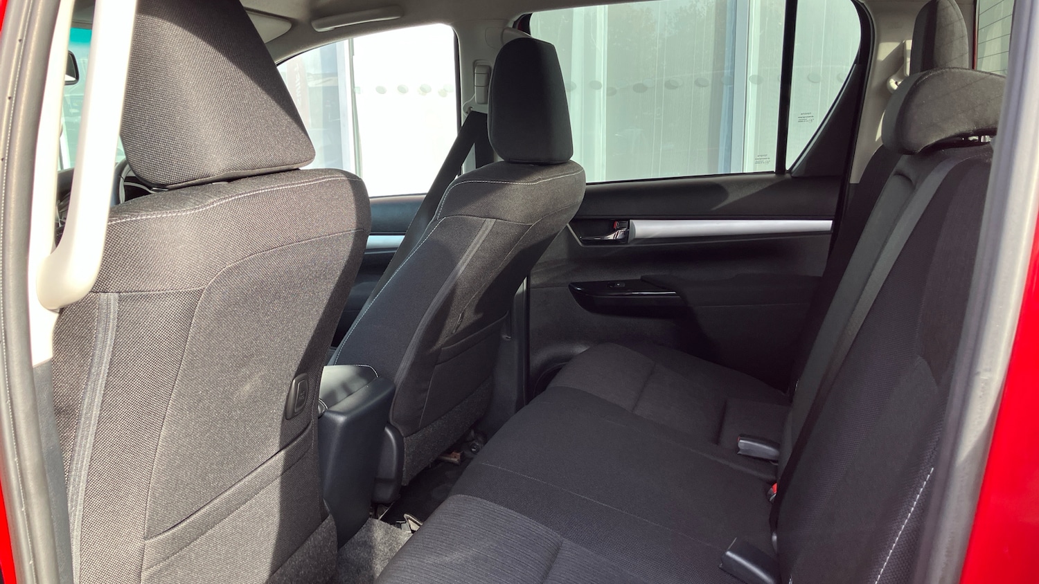 Used Toyota Hilux 2023 for sale - 76428625: Photo 13