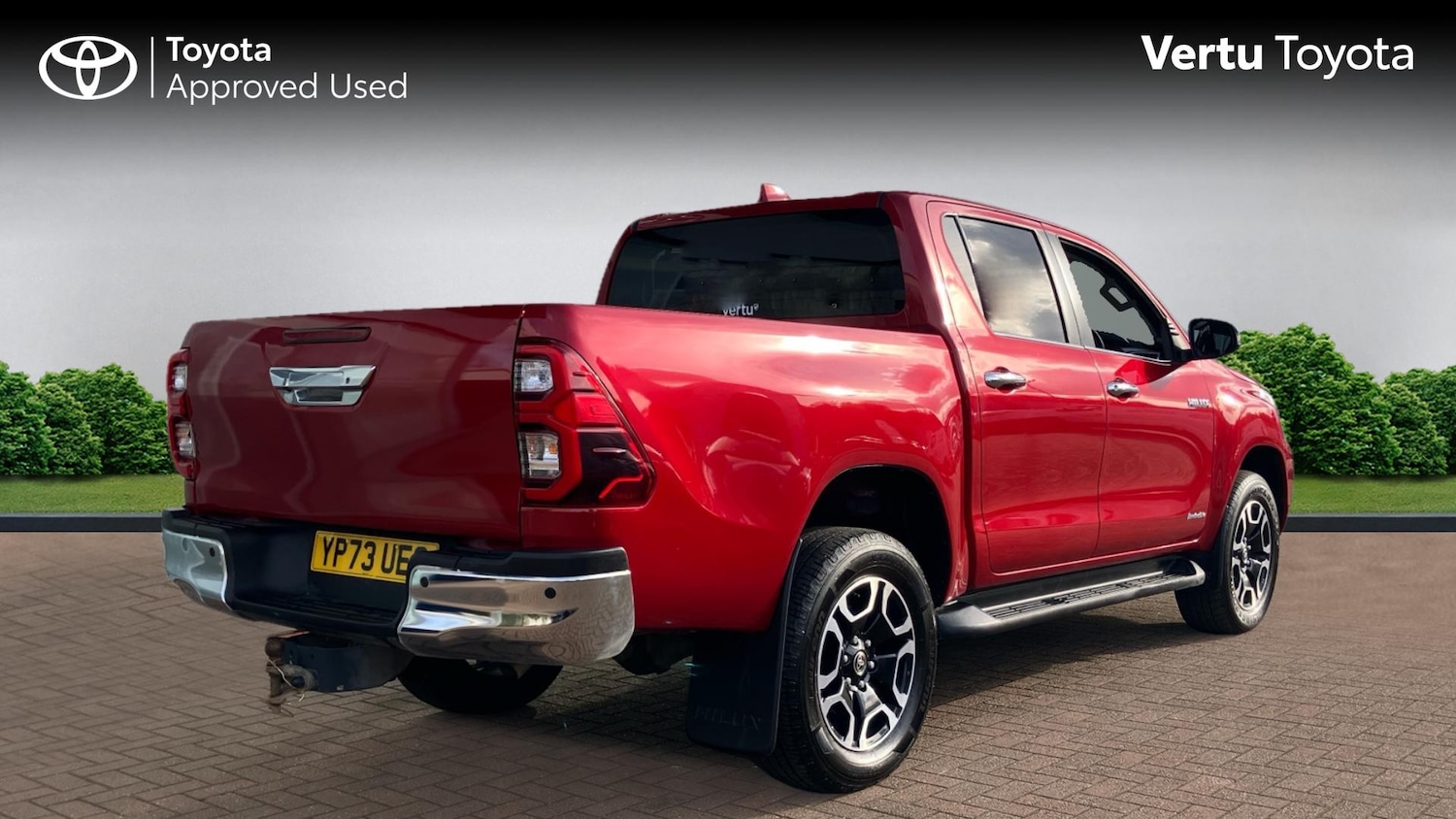 Used Toyota Hilux 2023 for sale - 76428625: Photo 2