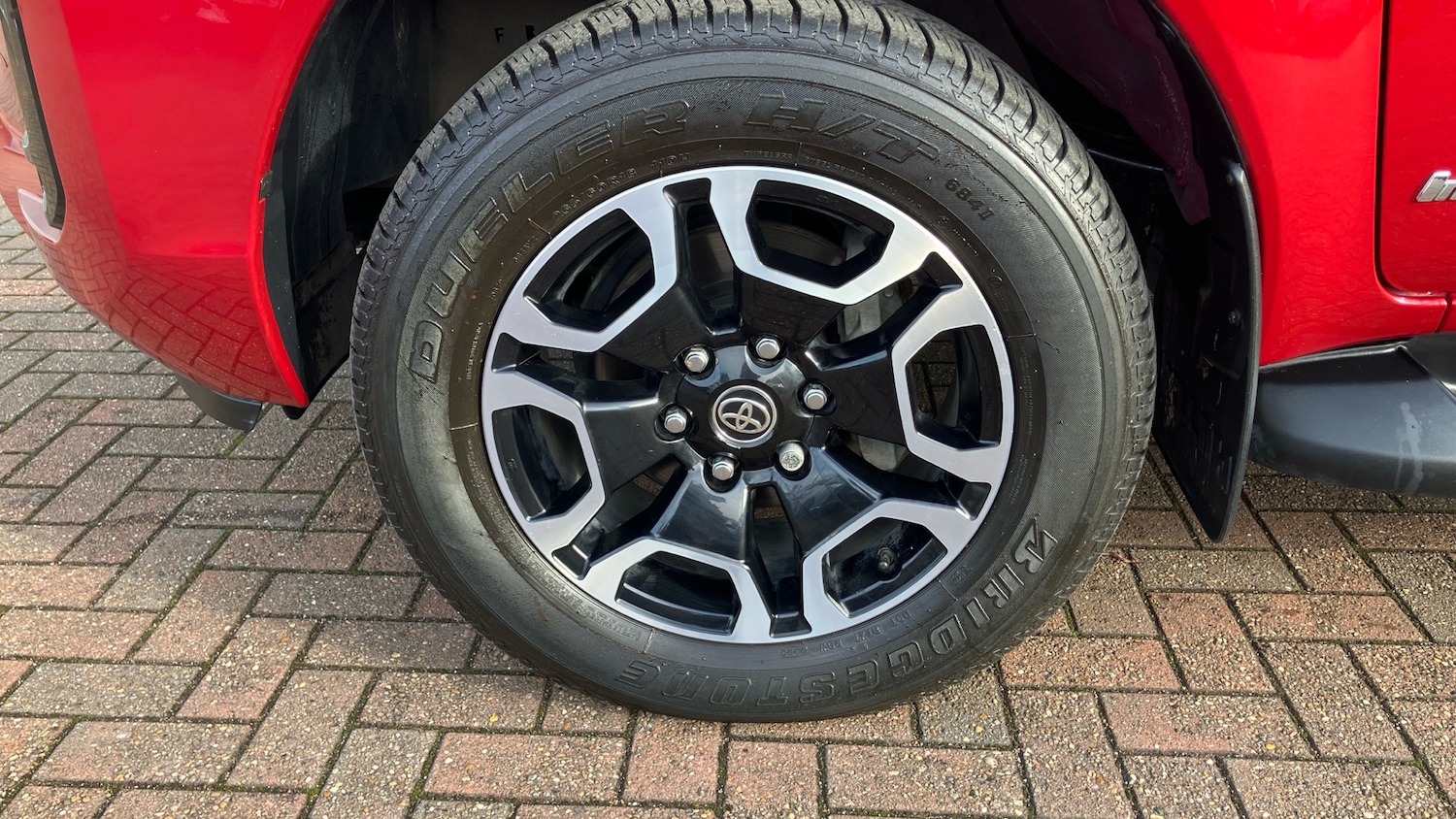 Used Toyota Hilux 2023 for sale - 76428625: Photo 32