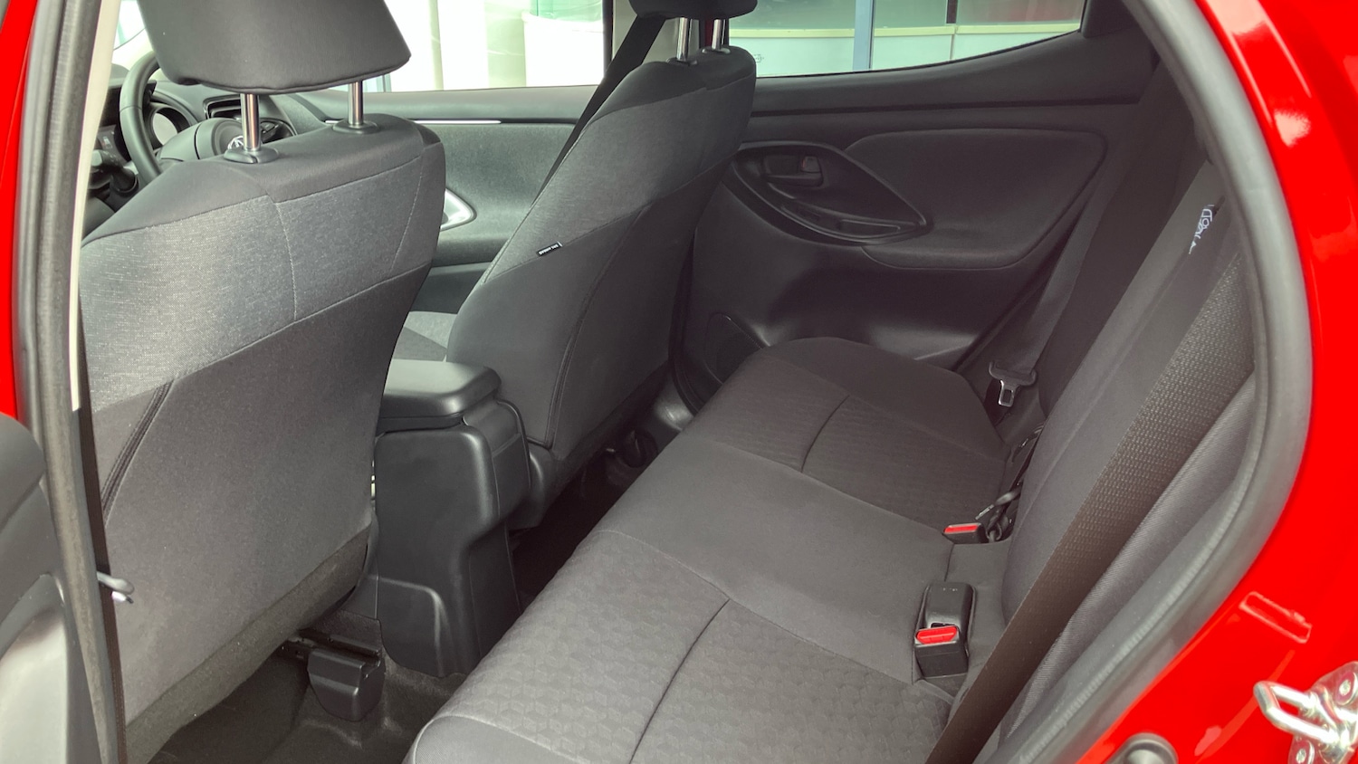 Used Toyota Yaris 2022 for sale - 77085414: Photo 13