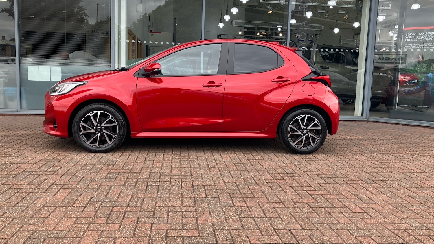 Used Toyota Yaris 2022 for sale - 77085414: Photo 17