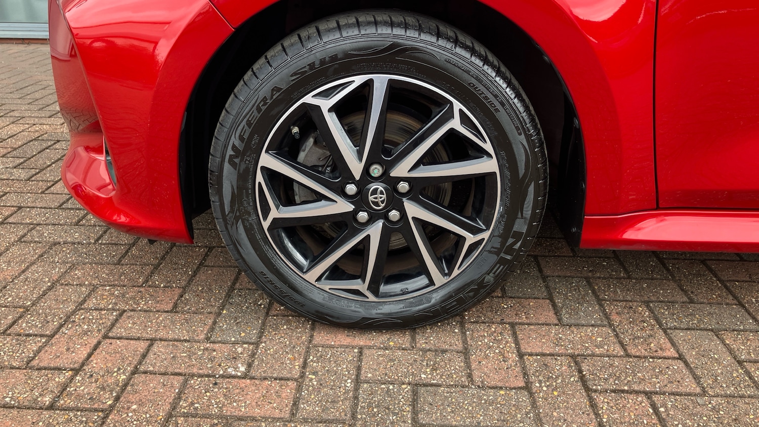 Used Toyota Yaris 2022 for sale - 77085414: Photo 32