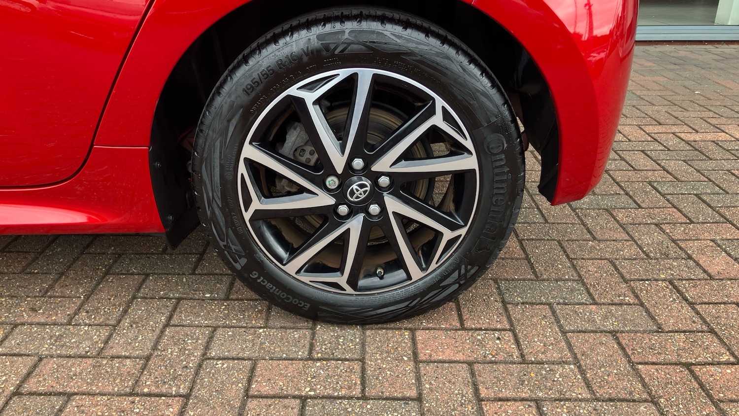 Used Toyota Yaris 2022 for sale - 77085414: Photo 33