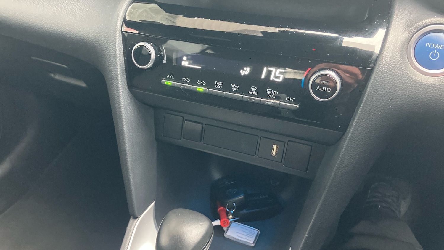Vehicle 28