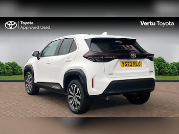 Used Toyota Yaris Cross 2023 for sale - 75618803: Photo
