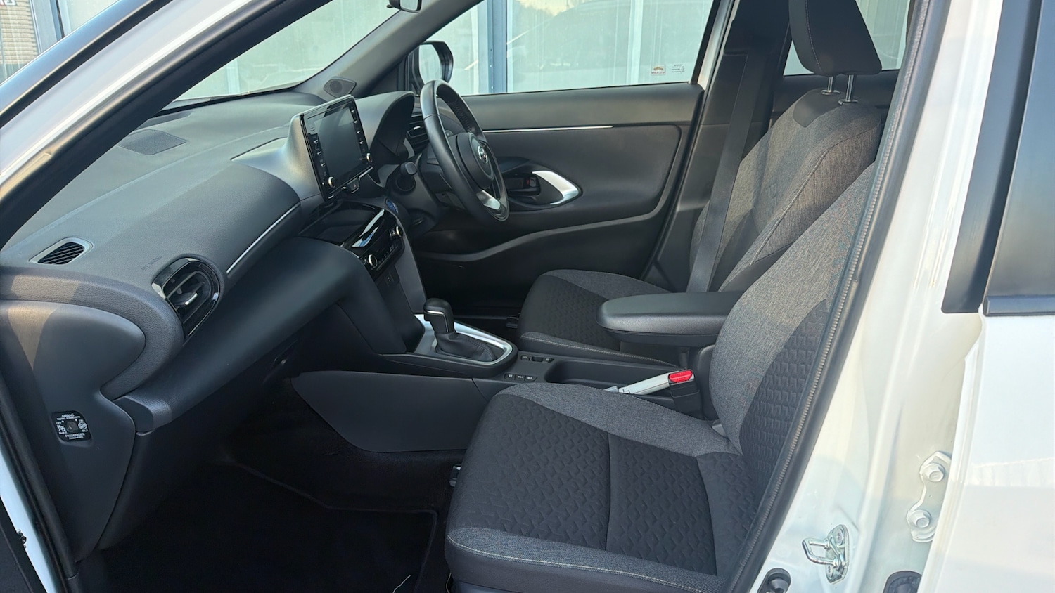 Used Toyota Yaris Cross 2022 for sale - 76817376: Photo 10