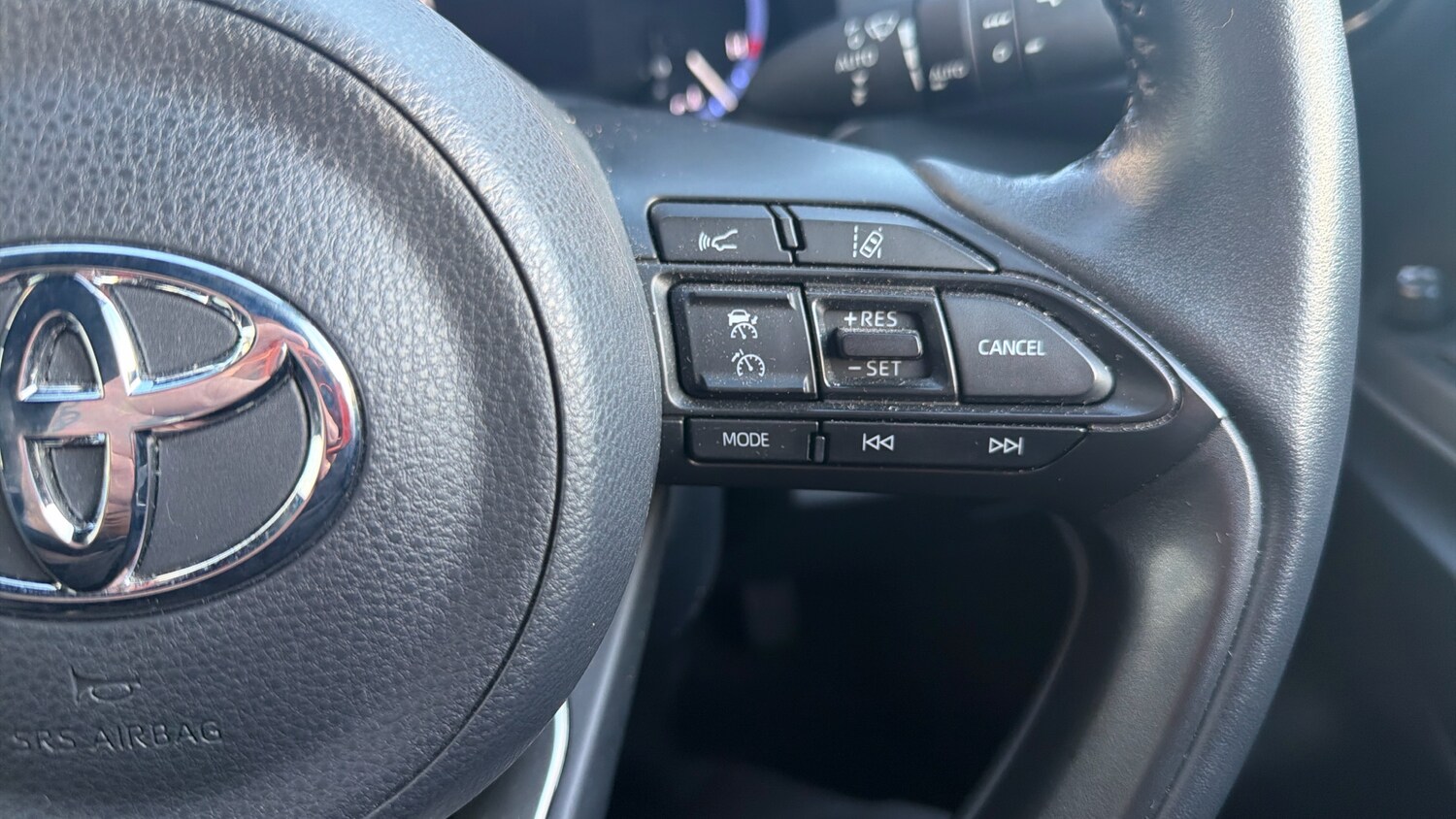 Used Toyota Yaris Cross 2022 for sale - 76817376: Photo 28