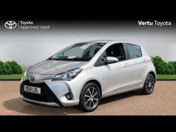 Used Toyota Yaris 2019 for sale - 74903056: Photo
