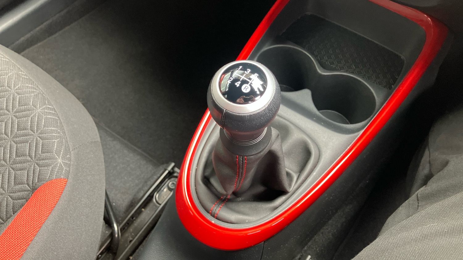 Used Toyota Aygo X 2023 for sale - 77528528: Photo 30