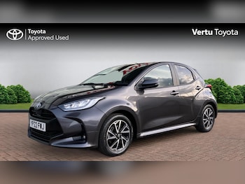 Used Toyota Yaris 2022 for sale - 76391205: Photo