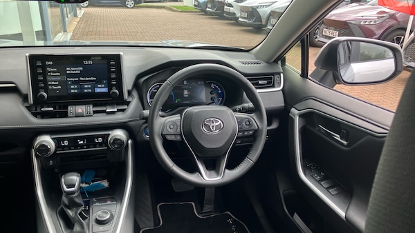 Used Toyota RAV4 2021 for sale - 76287895: Photo 6