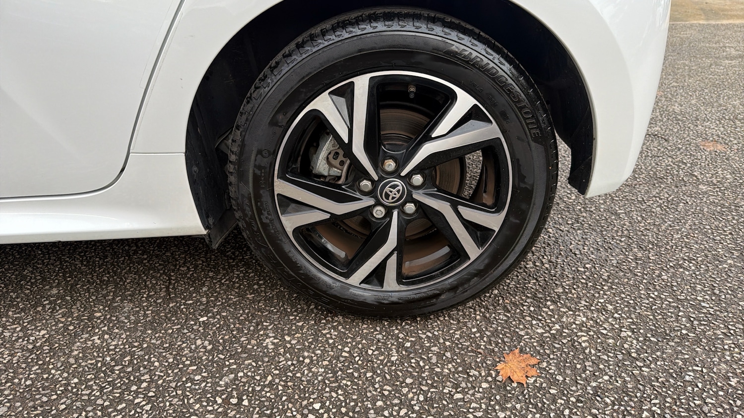 Used Toyota Yaris 2024 for sale - 77225668: Photo 33