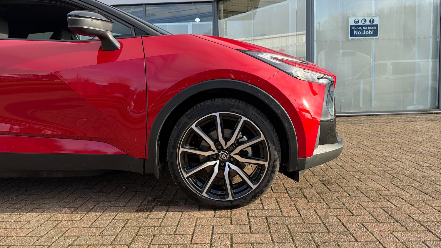 Used Toyota C-HR 2025 for sale - 77432489: Photo 18