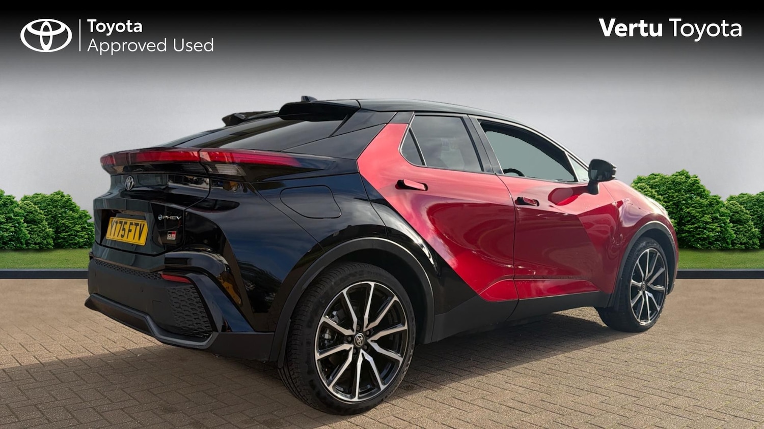 Used Toyota C-HR 2025 for sale - 77432489: Photo 2