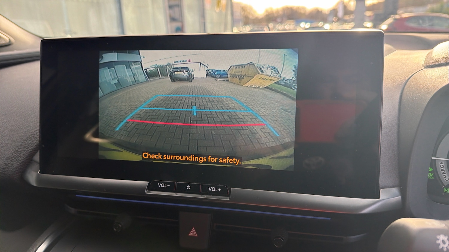 Used Toyota C-HR 2025 for sale - 77432489: Photo 24