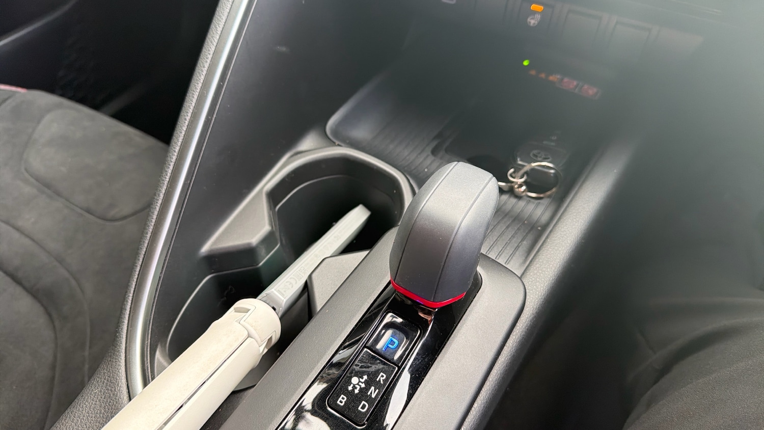 Used Toyota C-HR 2025 for sale - 77432489: Photo 31