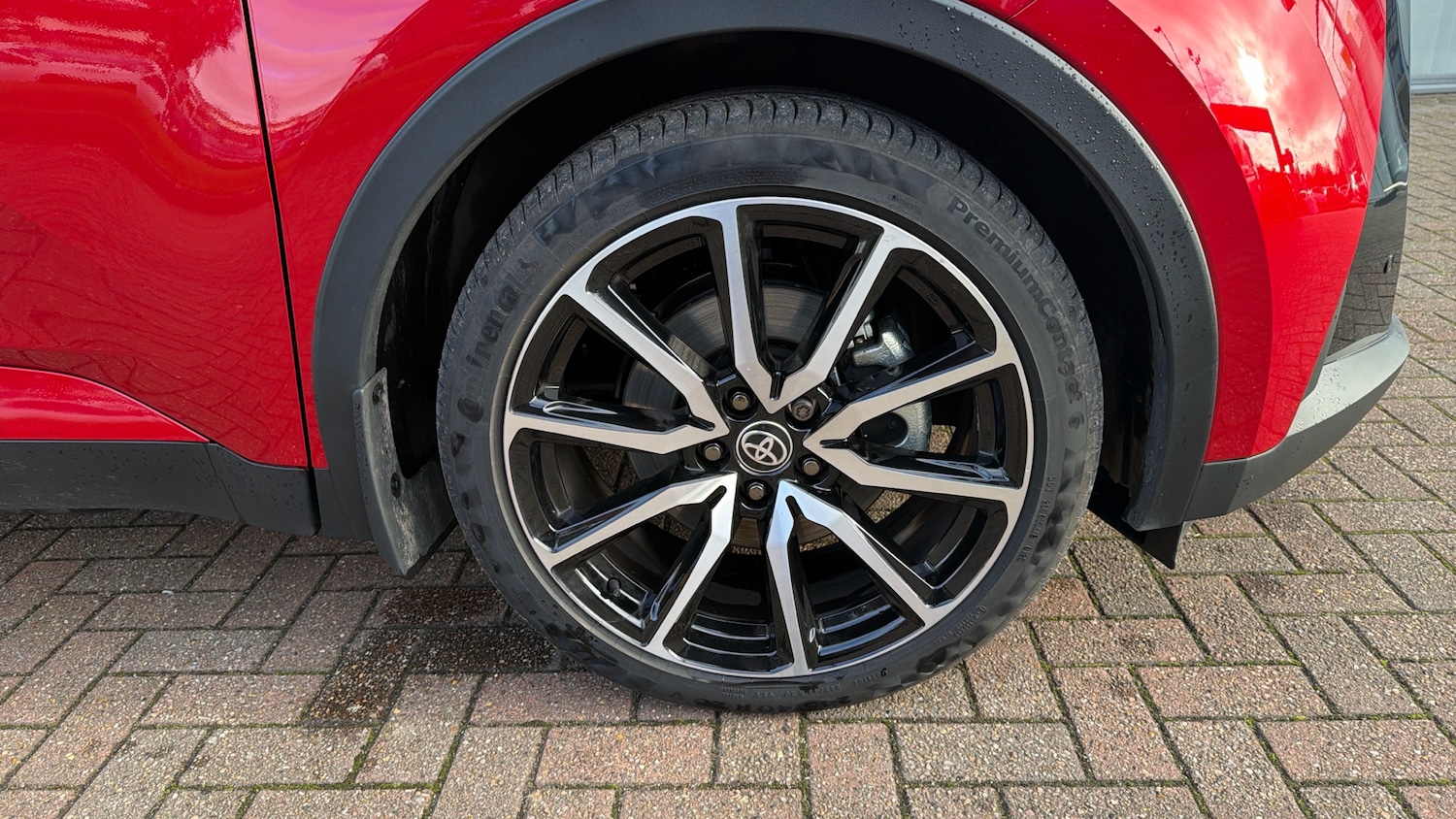 Used Toyota C-HR 2025 for sale - 77432489: Photo 32