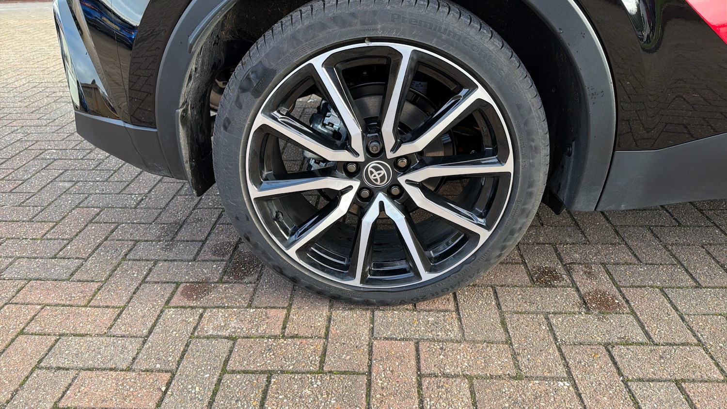 Used Toyota C-HR 2025 for sale - 77432489: Photo 33