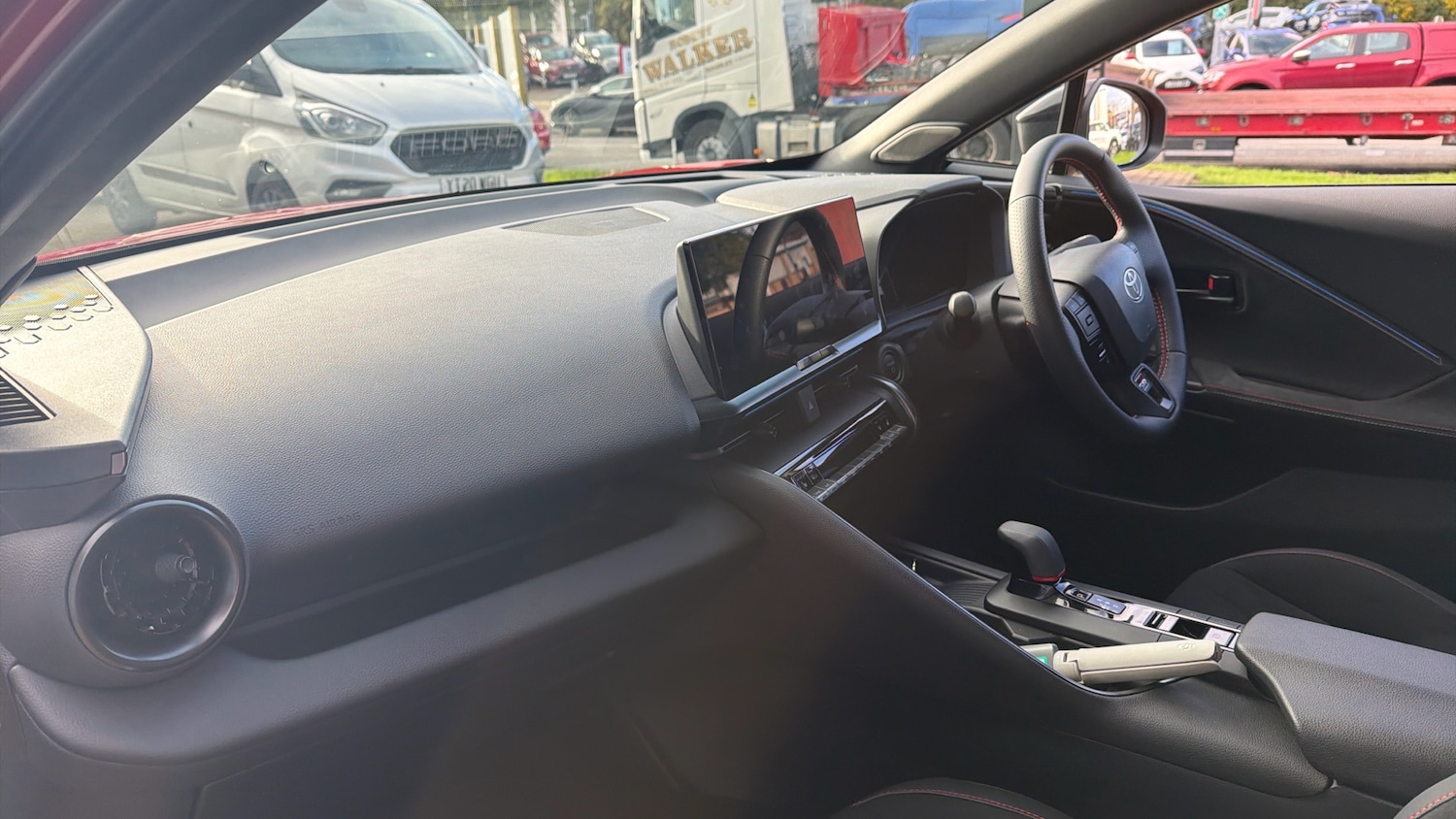 Used Toyota C-HR 2025 for sale - 77432489: Photo 36