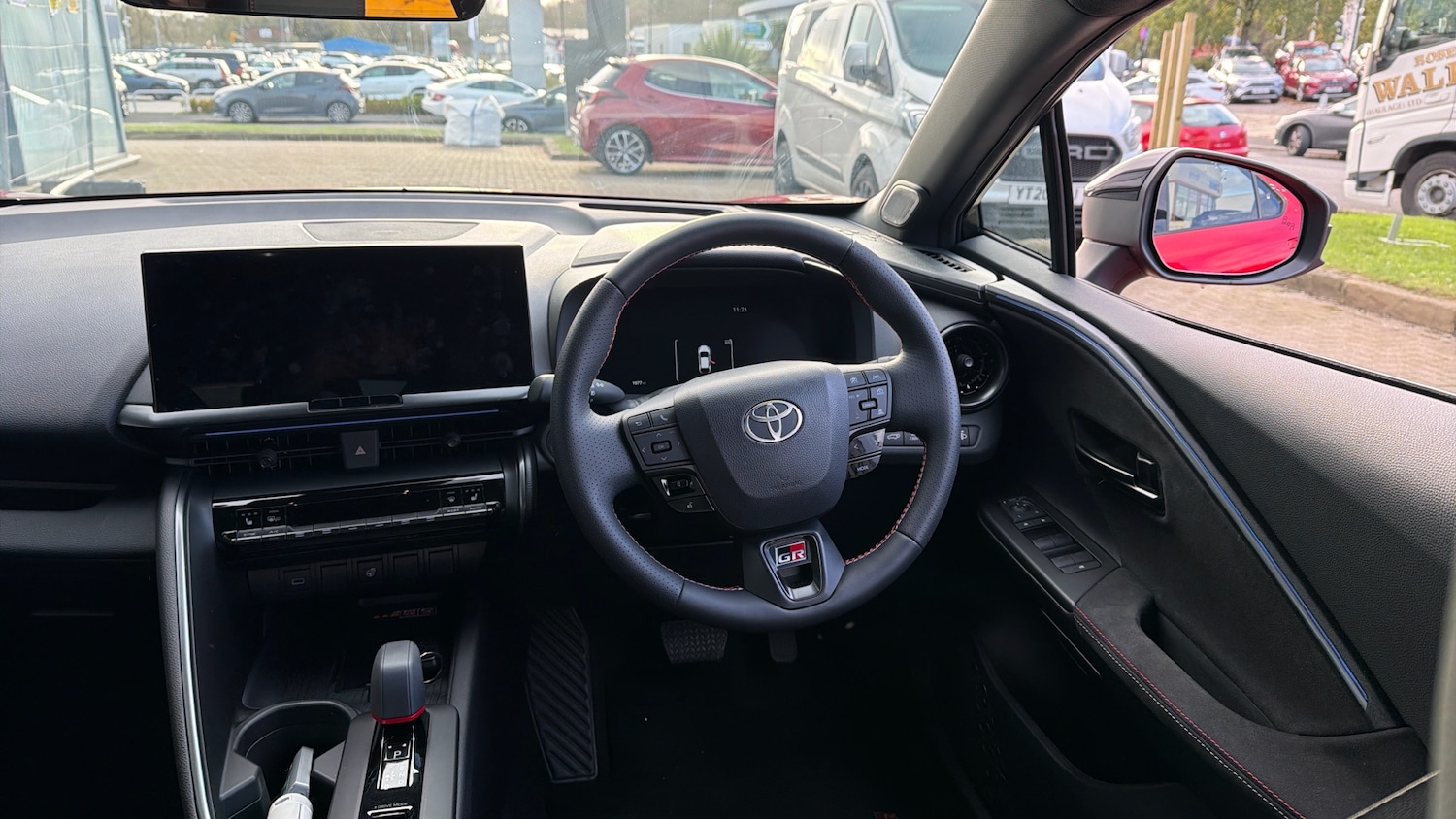 Used Toyota C-HR 2025 for sale - 77432489: Photo 6