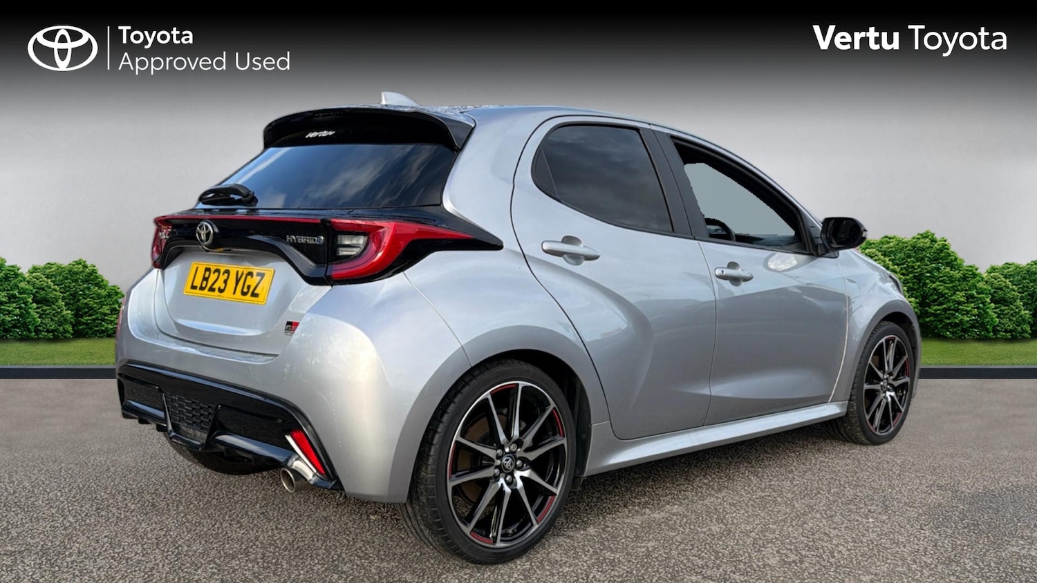 Used Toyota Yaris 2023 for sale - 77300903: Photo 2