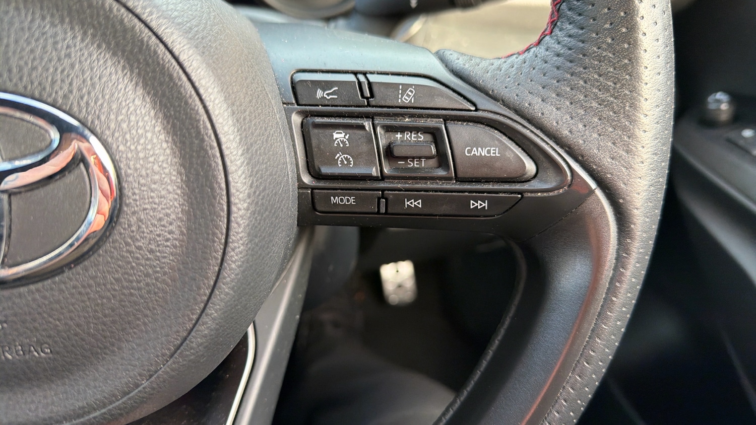 Used Toyota Yaris 2023 for sale - 77300903: Photo 28