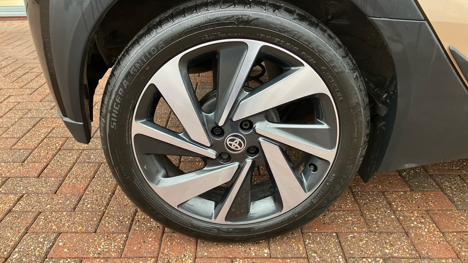 Used Toyota Aygo X 2022 for sale - 77518952: Photo 32