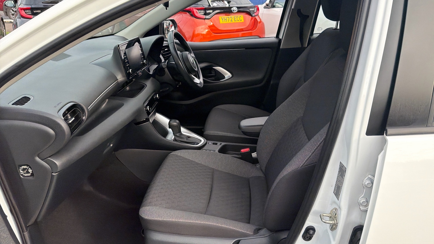 Used Toyota Yaris 2021 for sale - 76494394: Photo 10