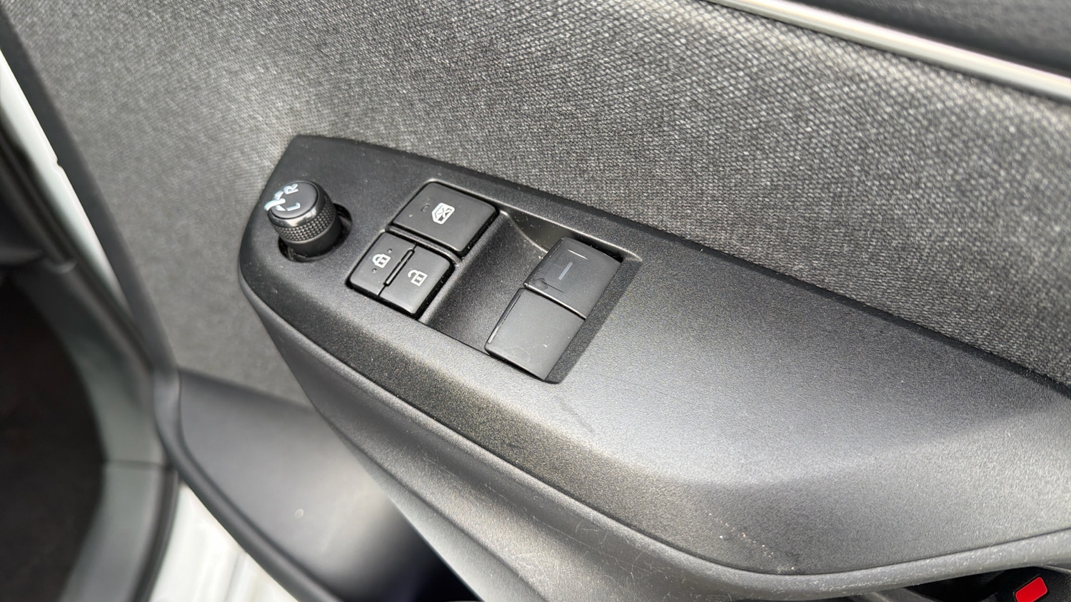 Used Toyota Yaris 2021 for sale - 76494394: Photo 26