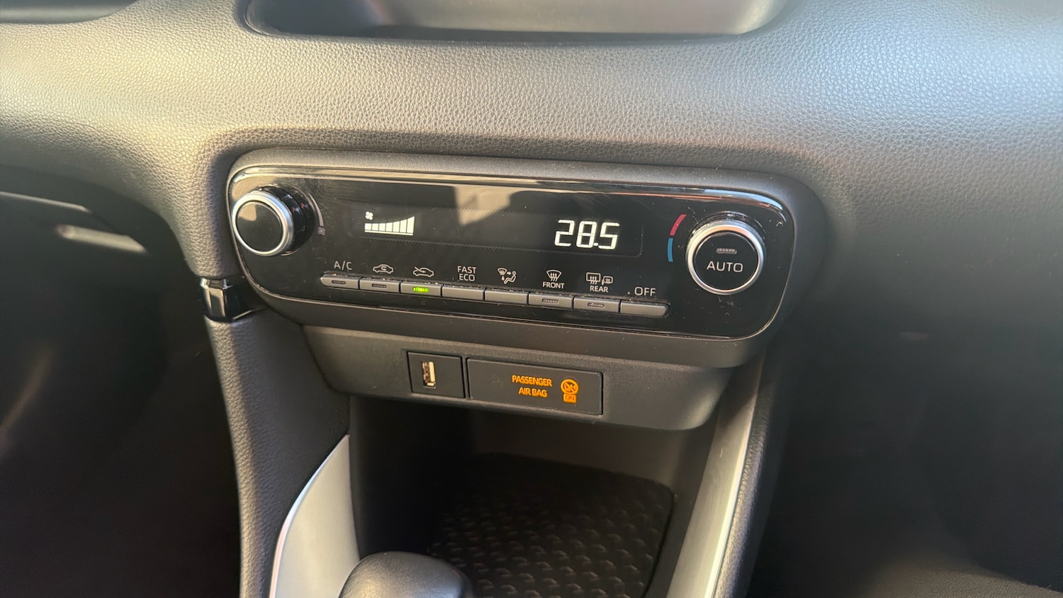 Used Toyota Yaris 2021 for sale - 77114118: Photo 29