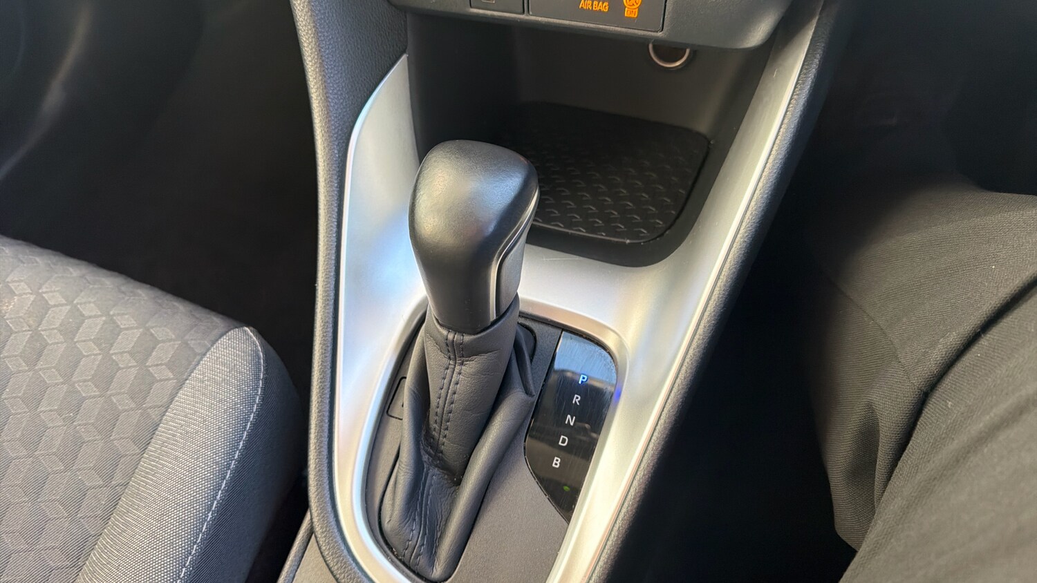 Used Toyota Yaris 2021 for sale - 77114118: Photo 30