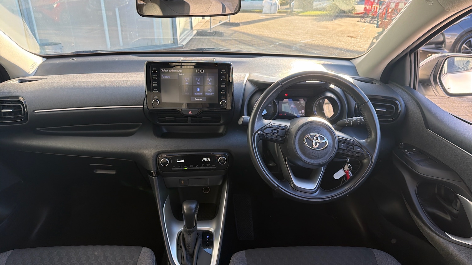 Used Toyota Yaris 2021 for sale - 77114118: Photo 5