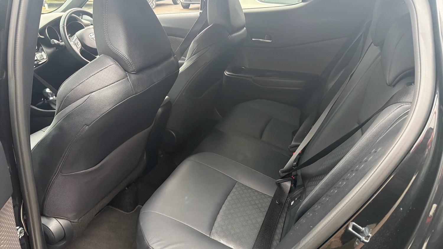 Used Toyota C-HR 2023 for sale - 77151931: Photo 13